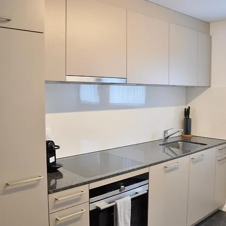 Azure インターラーケン